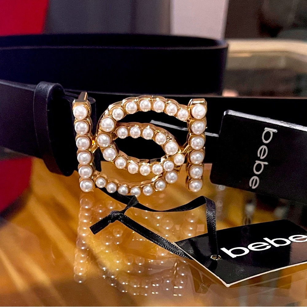 Bebe Faux Pearl Logo Belt New with Tags Medium